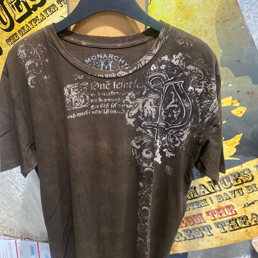 Monarchy Raw Edged Pride Or Blood T-Shirt Sz XL